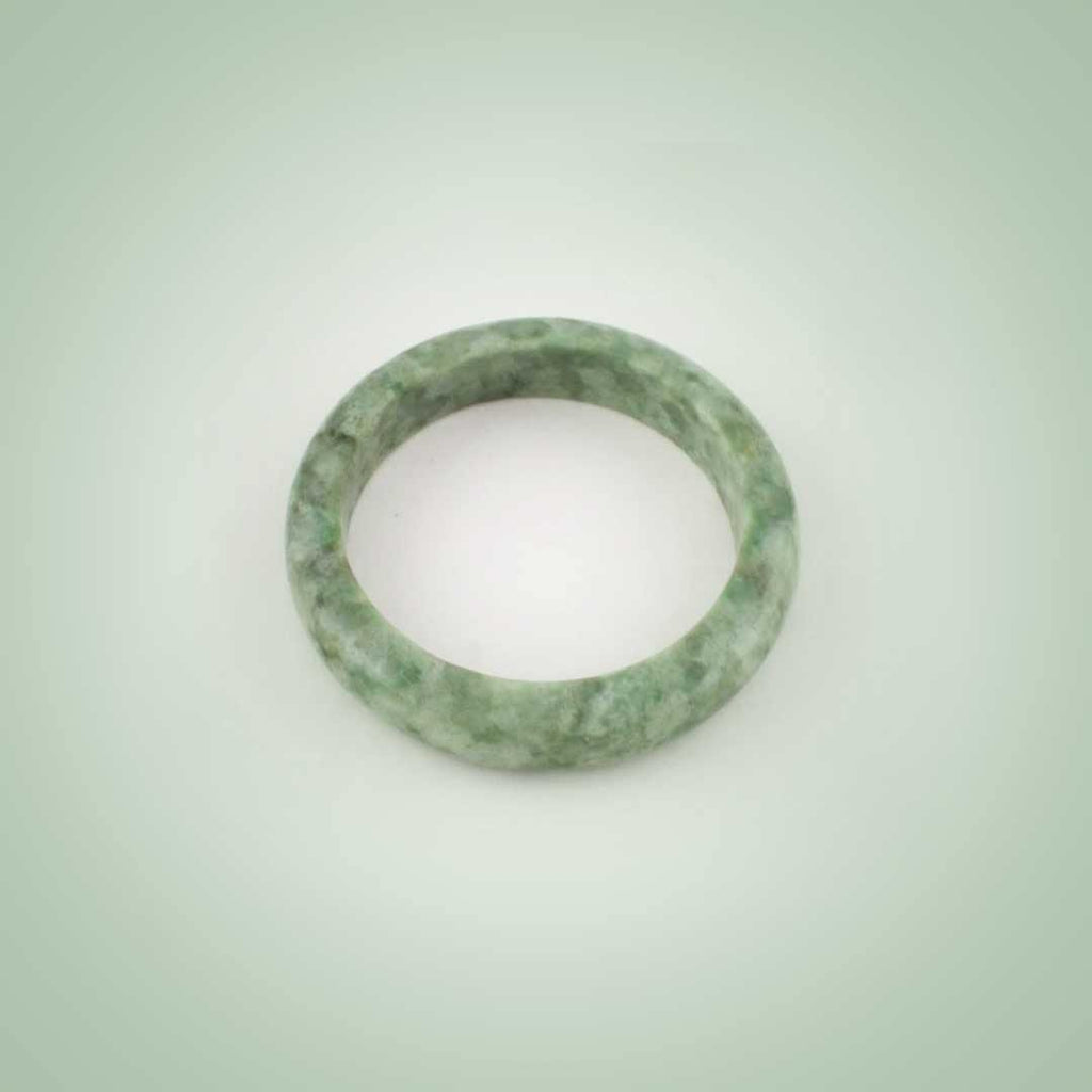 Green jade timeless bangle - Jade Maya
