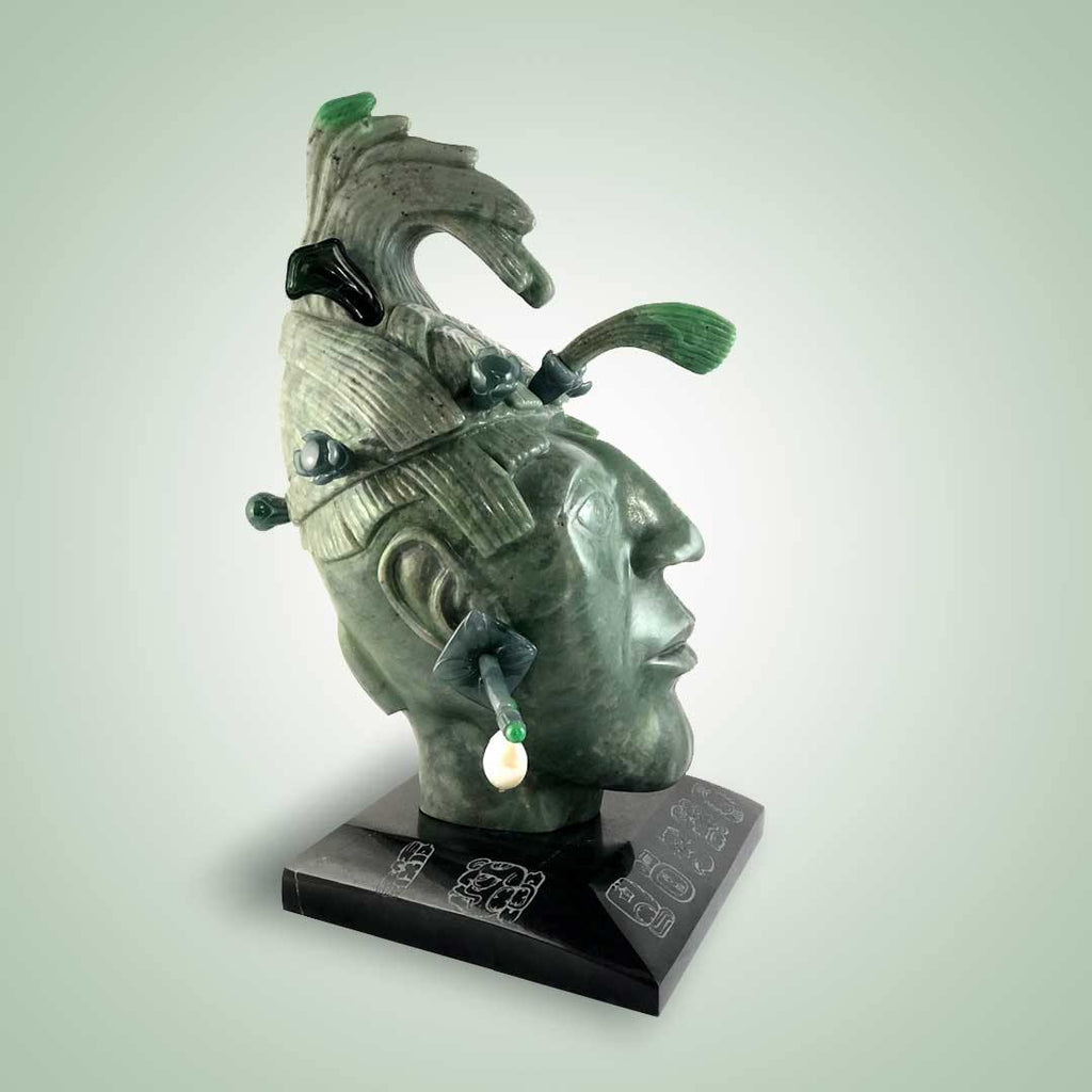 Kʼinich Janaab Pakal Statuette - Jade Maya